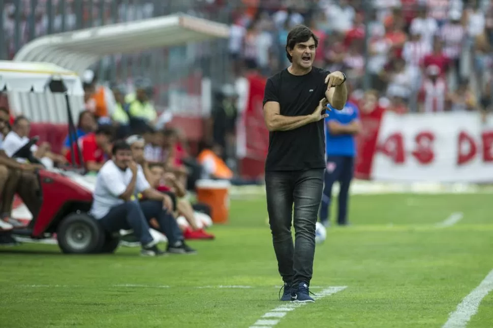 CONFORME. Forestello destacó el valor del triunfo logrado en su primer partido. la gaceta / foto de jorge olmos sgrosso