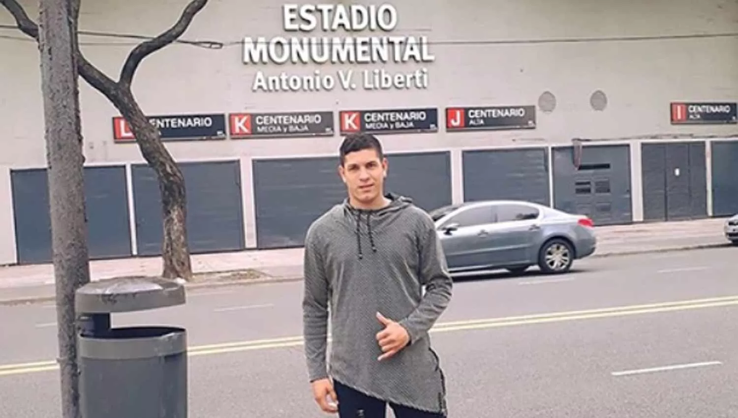 ESTUVO EN ARGENTINA. Bernardo Gabriel Caballero visitó el estadio de River. (ARCHIVO)