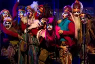 Carnaval: corsos, pintura y agua para disfrutar y bailar al ritmo de la cumbia y del cuarteto en Tucumán