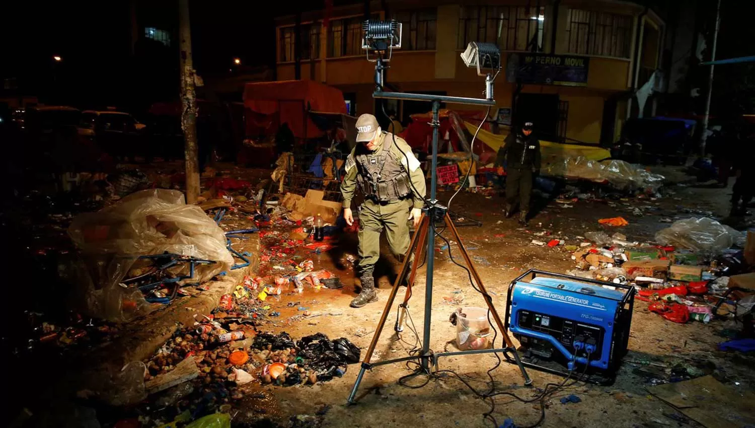 TRAGEDIA EN EL CARNAVAL DE ORURO (FOTO TELESUR)