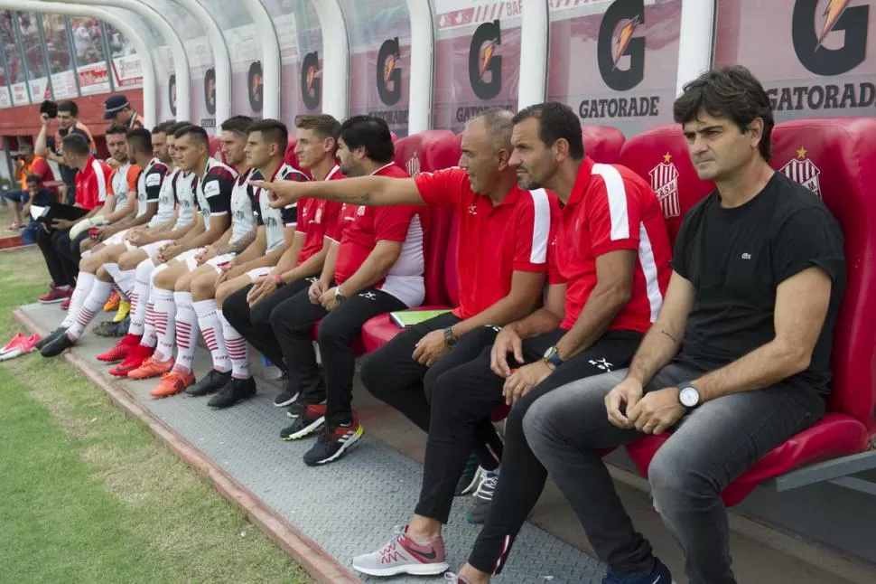 MESURA. Forestello pidió concentrarse solamente en el duelo contra Riestra. la gaceta / FOTO DE JORGE OLMOS SGROSSO