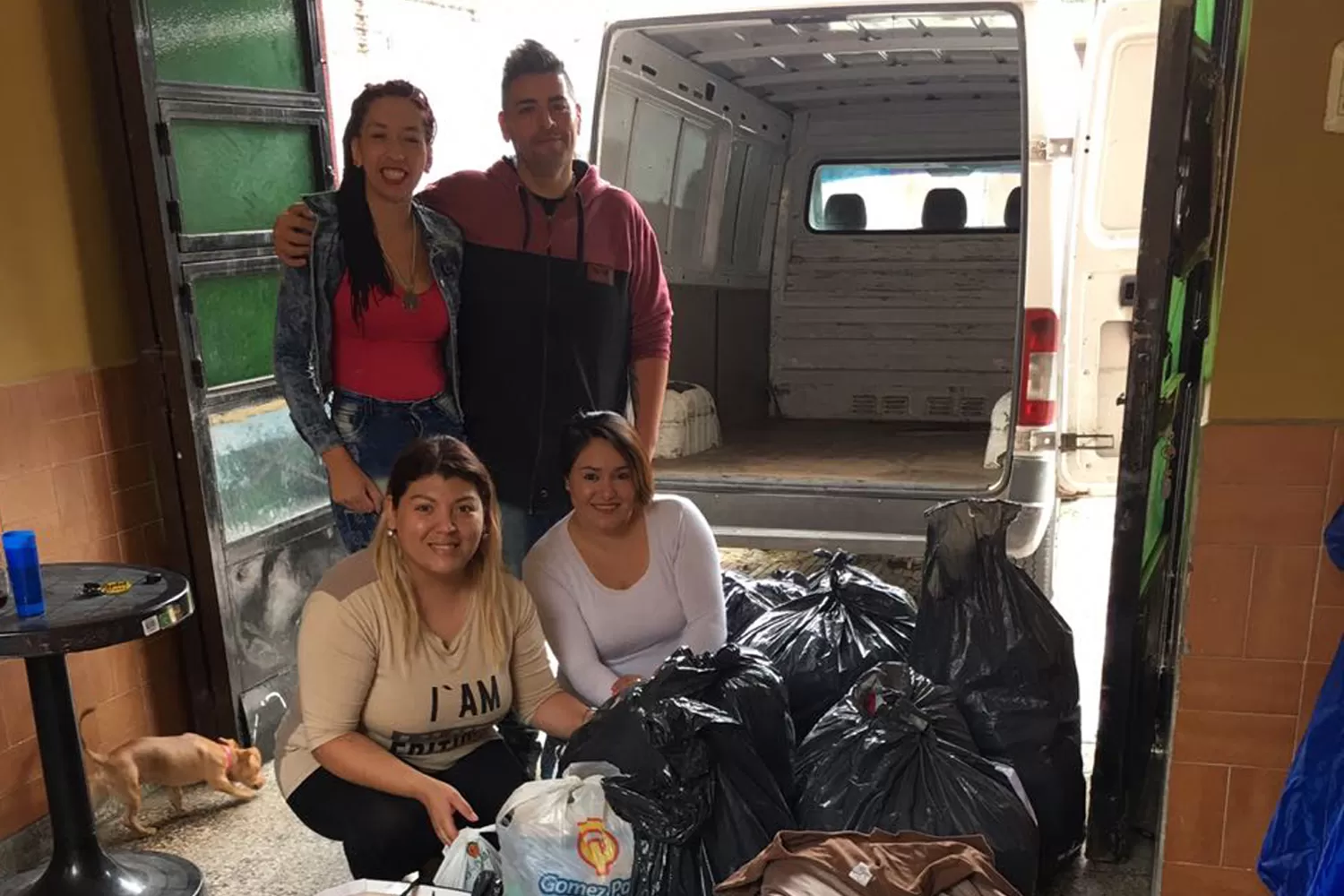 Un corte de pelo por una donación: un grupo de peluqueros pide ayuda para los vecinos de Ranchillos