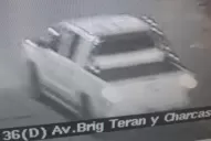 Una cámara de seguridad habría captado a la camioneta en la que circulaba el presunto homicida