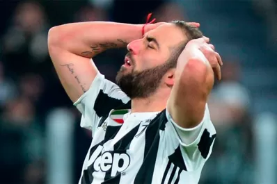 Higuaín se cansó y respondió las críticas