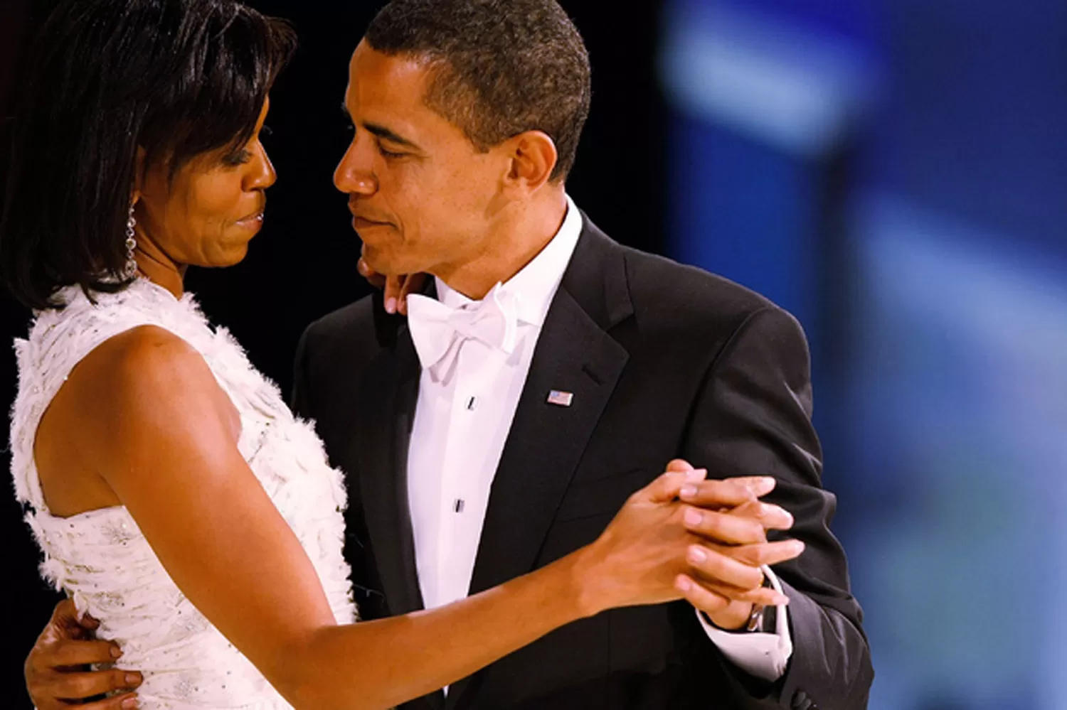 MICHELLE Y BARACK OBAMA. FOTO TOMADA DE VOGUE.ES