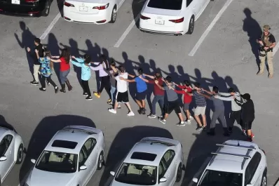 Terror en Florida por el ataque letal en una escuela