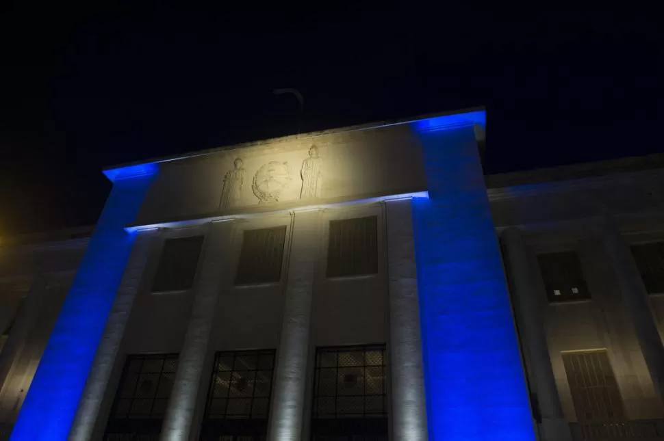 EL PALACIO DE JUSTICIA Y EL DÉFICIT DE MAGISTRADOS. Fachada de la sede de los Tribunales provinciales LA GACETA / FOTO DE DIEGO ARAOZ (ARCHIVO)