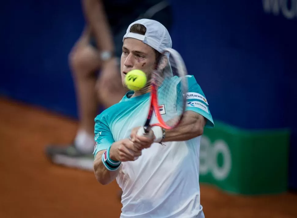 FUERTE. “Peque” no escatima energías, incluso cuando todo parece perdido. Prensa Argentina Open / foto Sergio Llamera