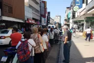Los bancos fueron un infierno: colas interminables en la antesala de un nuevo paro por 48 horas