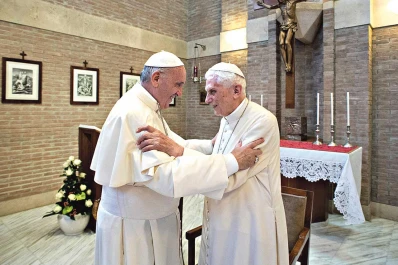 Francisco ordenó a los obispos llevar vidas sencillas, sin lujos
