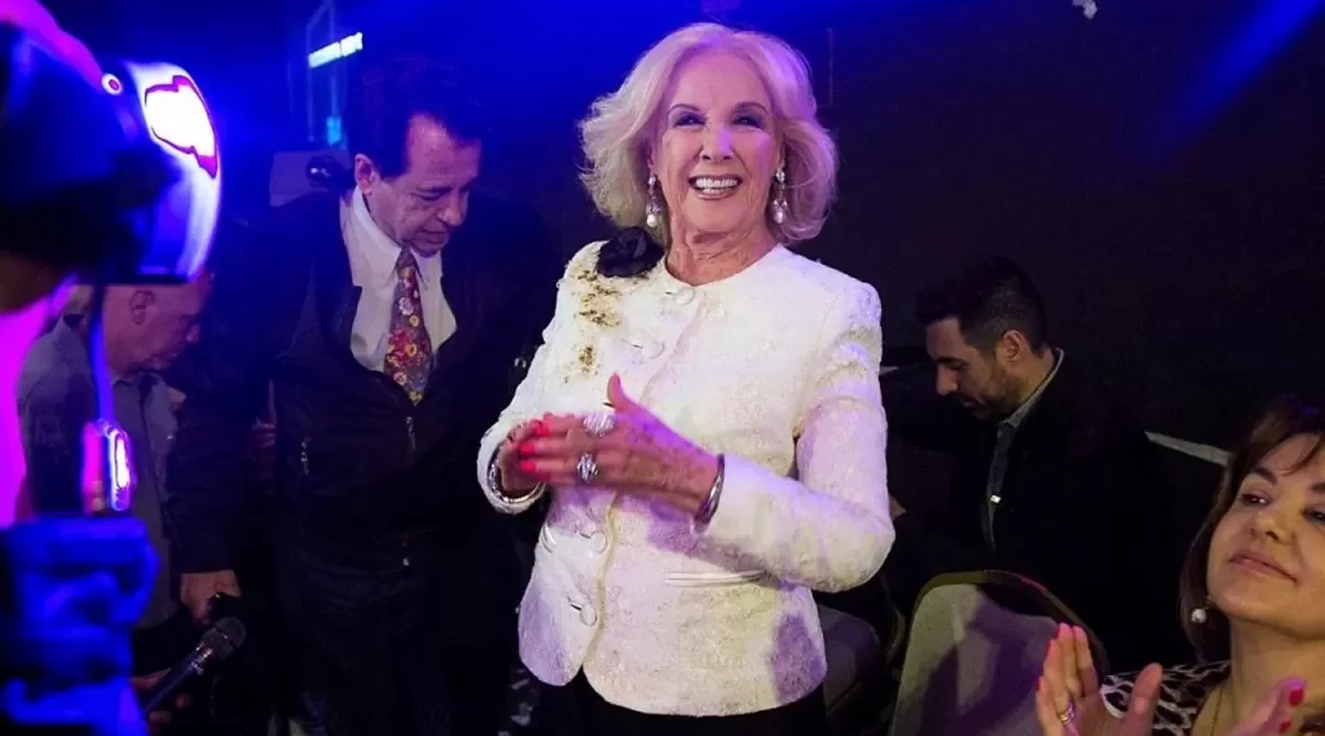 MIRTHA LEGRAND. La Diva de los almuerzos se despide de la costa. FOTO TOMADA DE LACAPITALMDP.COM