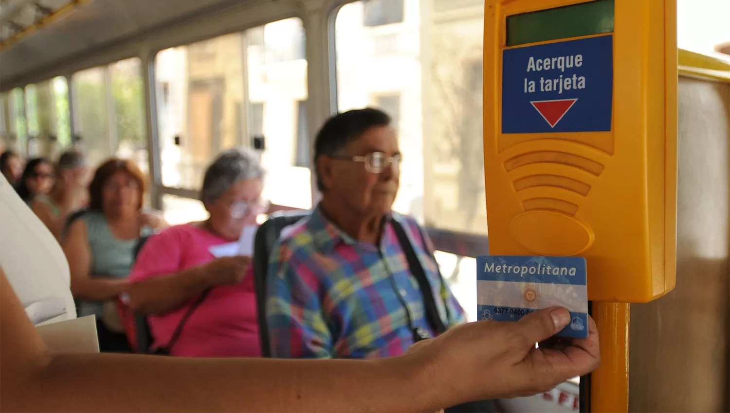 VIAJE MÁS CARO. Las tarifas en todos los ómnibus tucumanos se incrementará un 33% desde la primera hora del lunes. ARCHIVO LA GACETA / FOTO DE INÉS QUINTEROS ORIO