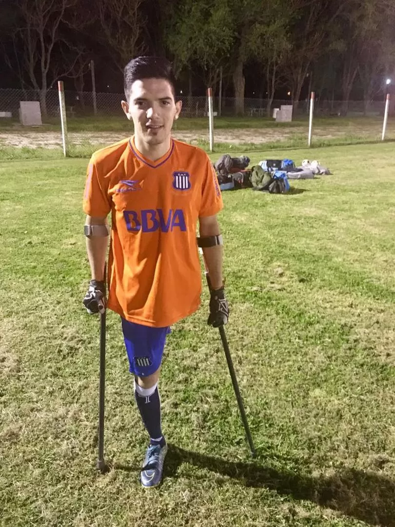 SIEMPRE SONRIENTE. Después de jugar un año en la Liga Nacional, para un equipo cordobés, Hernán logró ser convocado para representar al país. foto de hernan córdoba