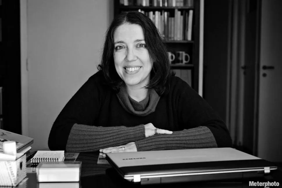 GIUFFRÉ. Un policial clásico. Mercedes Giuffré-meterphoto