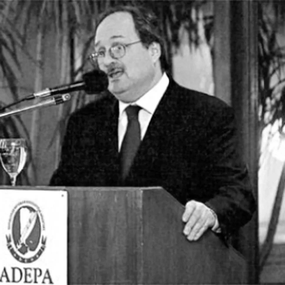 BIG BANG HISTÓRICO. Vittori revive la Conquista y contrasta versiones. archivo