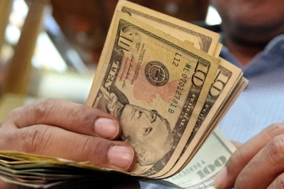 El dólar subió 13 centavos y llegó a los $ 20,18 en el primer día del paro bancario