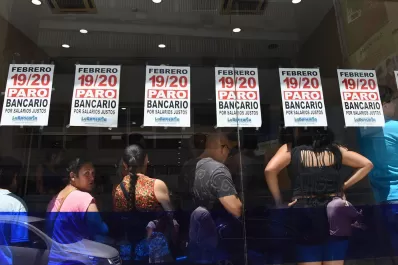 En la city tucumana hubo alto acatamiento al paro bancario