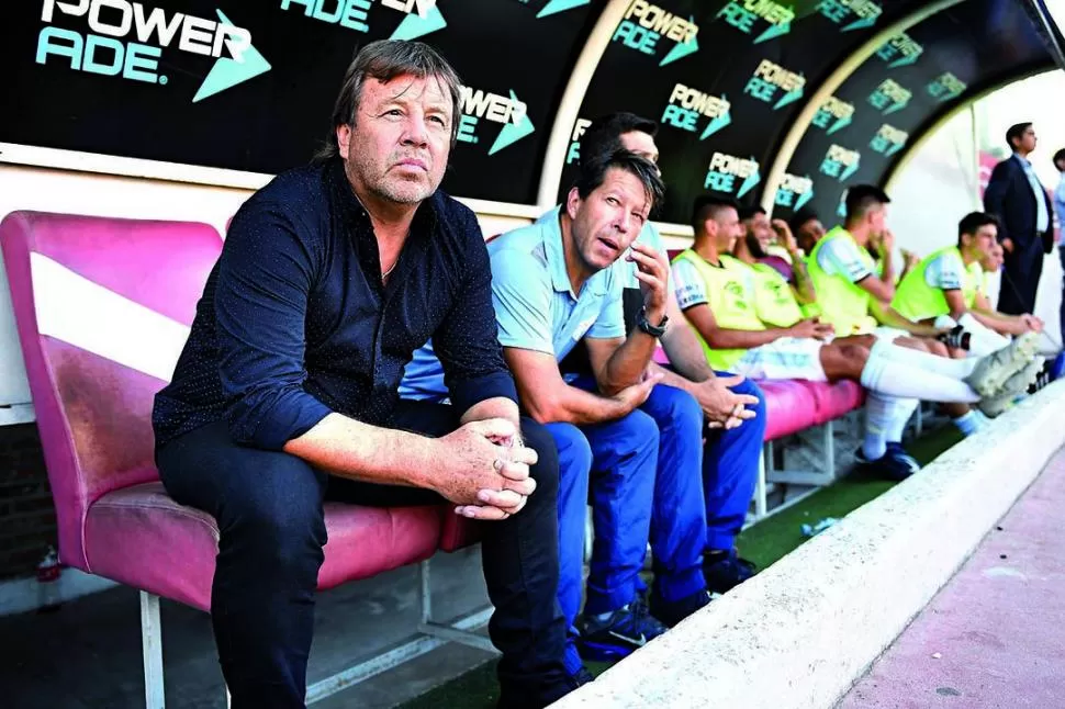 TIGRE Y DEFENSA EN LA MIRA. Zielinski y sus ayudantes miran al horizonte: allí aparecen dos partidos como local, justo antes de comenzar su participación en la Copa Libertadores por segundo año consecutivo. foto de IGNACIO IZAGUIRRE ( especial para la gaceta)