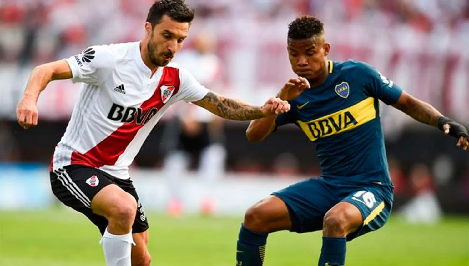 NUEVO SUPERCLÁSICO. Boca y River se verán las caras en la Supercopa Argentina. (ARCHIVO)