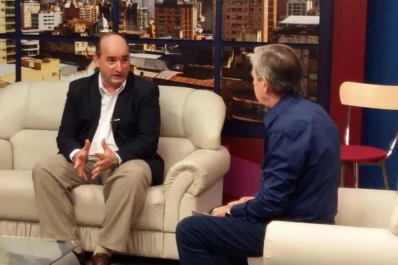 Alderetes ofrece una licencia especial para taxis en el aeropuerto