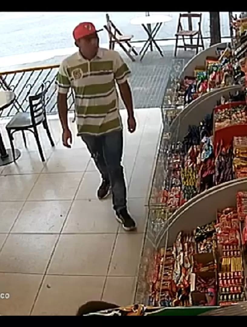 FILMADO. Según Carmena, este es uno de los sujetos que asaltó su local. cáptura de video
