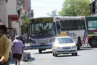 Por la suba del boleto, no alcanza el saldo negativo en la tarjeta para hacer dos viajes