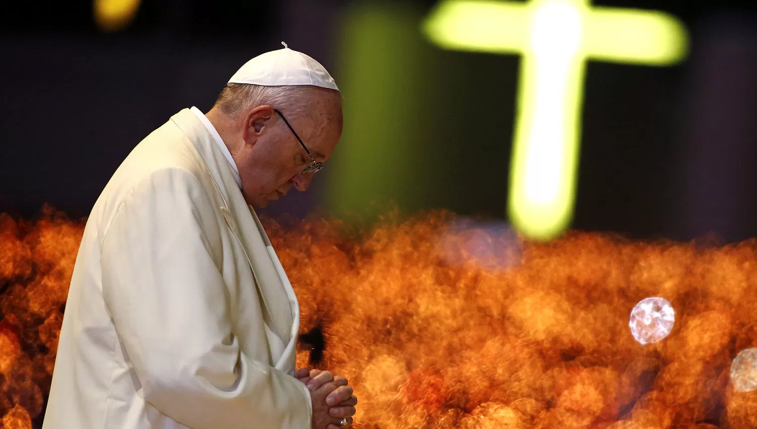 PAPA FRANCISCO. El Pontífice argentino, durante una ceremonia en Fátima, Portugal. REUTERS