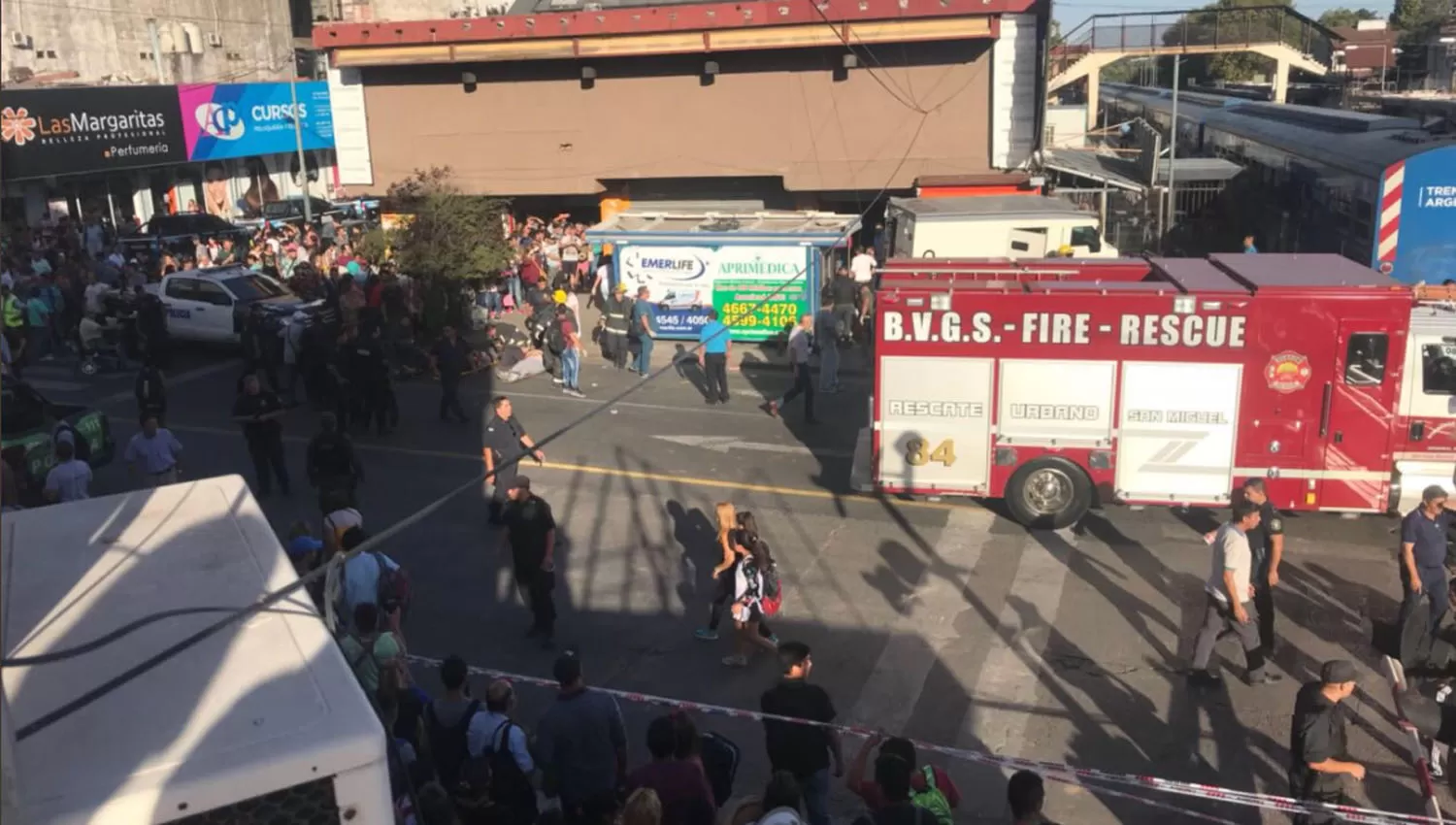 Un se llevó puesto un camión de caudales en la localidad bonaerense de San Miguel. (captura de pantalla)
