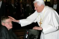 Qué es el ELA, la enfermedad con la que convivió Stephen Hawking hasta la muerte