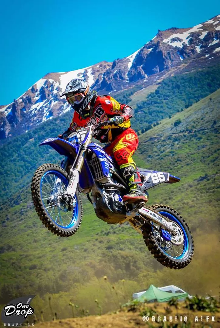 EN CARRERA. Gonzalo está en ascenso. En San Martín de los Andes 2018 se lució con una victoria. one drop-braulio alex