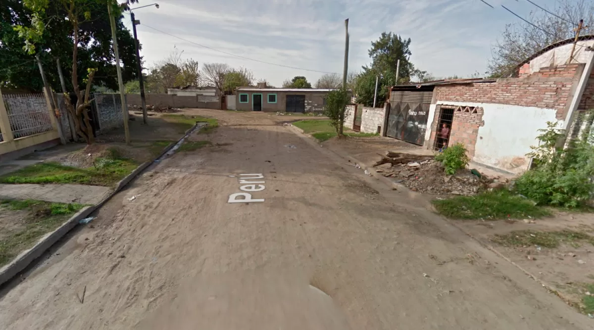 Vecinos lo atacaron por un supuesto arrebato y fue identificado como autor de un “escruche”