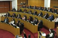 Aprobaron una ley contra los motochorros y los rompevidrios