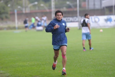 “Pulguita” Rodríguez hace lo que sea por llegar al partido ante Boca