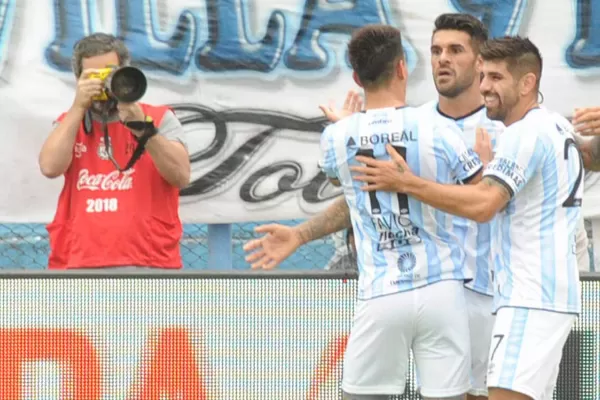 Mirá el gol de Toledo filmado desde la tribuna
