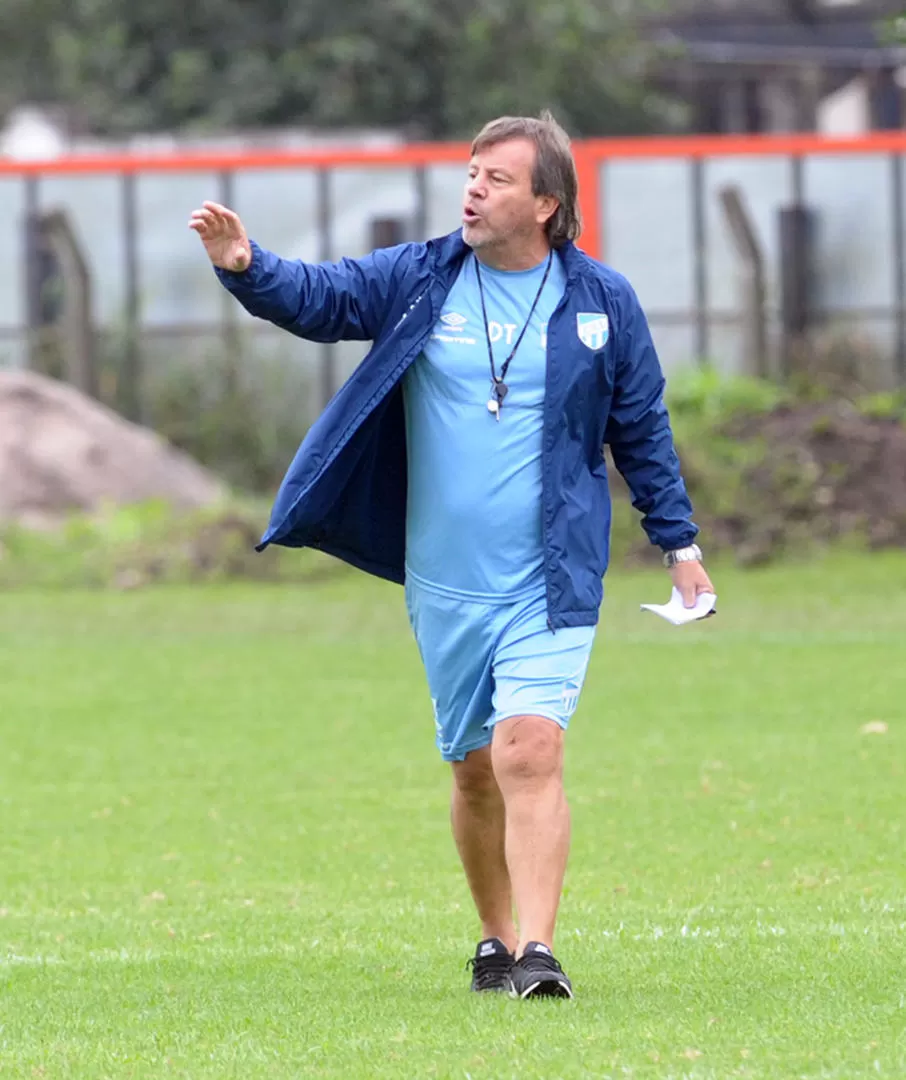 TRANQUILO. Zielinski no está preocupado por el presente de su equipo. Asegura que es normal sufrir un bajón así. LA GACETA / FOTO DE franco vera