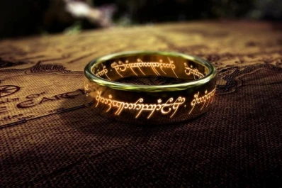 Amazon se juega fuerte al “universo Tolkien”