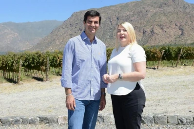 Apoyo de la gobernadora fueguina al salteño Urtubey