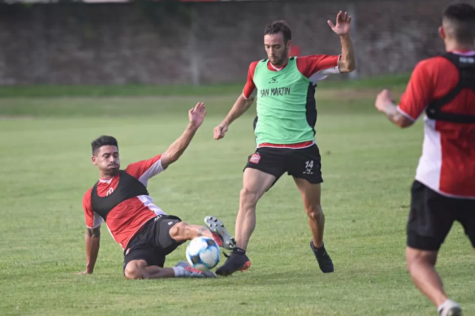 SE GANÓ UN LUGAR. Altuna, de un buen rendimiento en el segundo tiempo del duelo contra Almagro, será titular mañana. la gaceta / foto de Juan Pablo Sánchez Noli