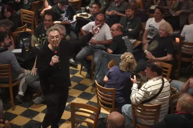 Billy Bond derriba mitos sobre el origen del rock nacional