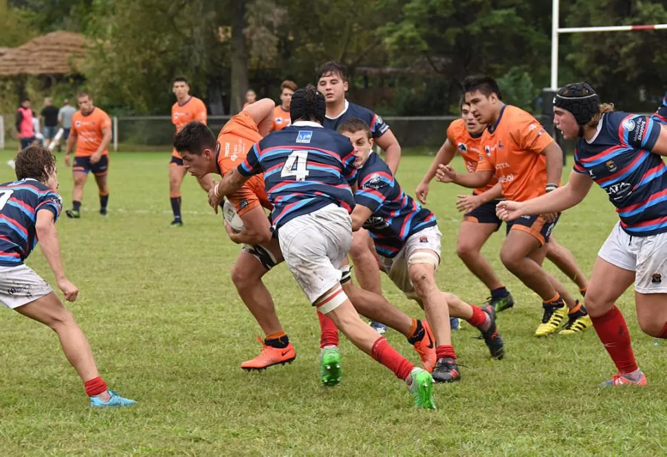 TEMPLE. Tucumán debió apelar a su faceta combativa para derrotar a los cuyanos. LA GACETA / Foto de José Nuno