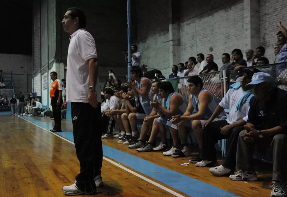 LIDERAZGO ASEGURADO. García, DT del “Beibi”, ya piensa en los playoffs. la gaceta / foto de archivo