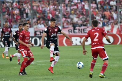 A pesar del empate, en el “Santo” sueñan en grande