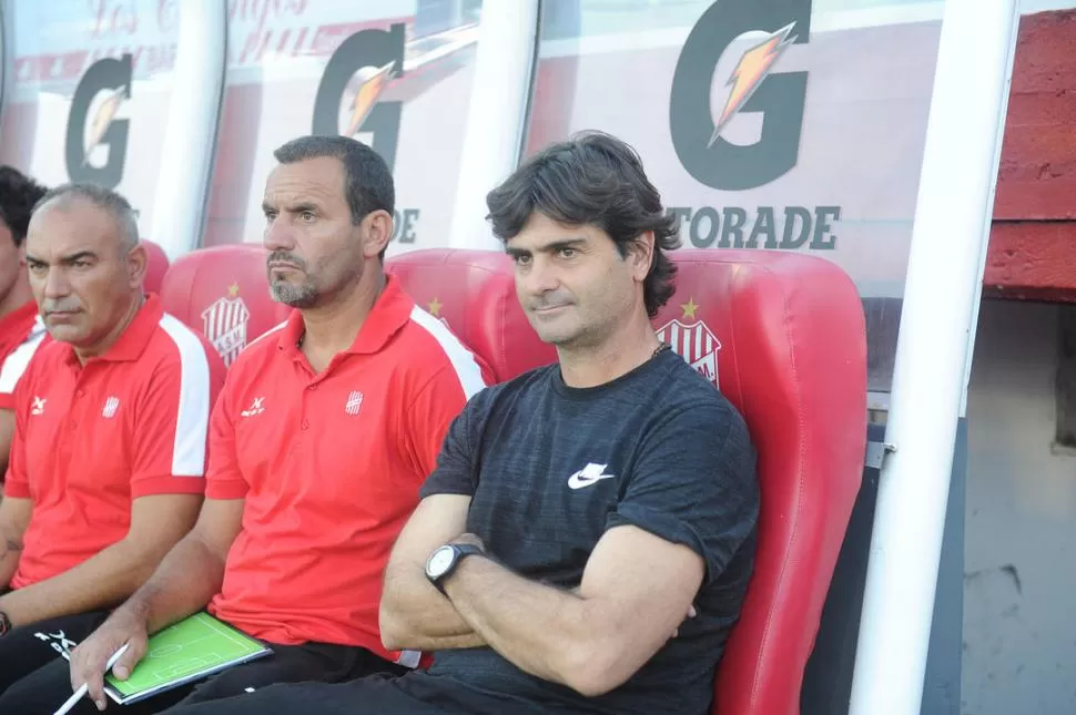 OPTIMISTA. El DT está cada día más cerca de encontrar el fútbol que busca. la gaceta / foto de hector peralta