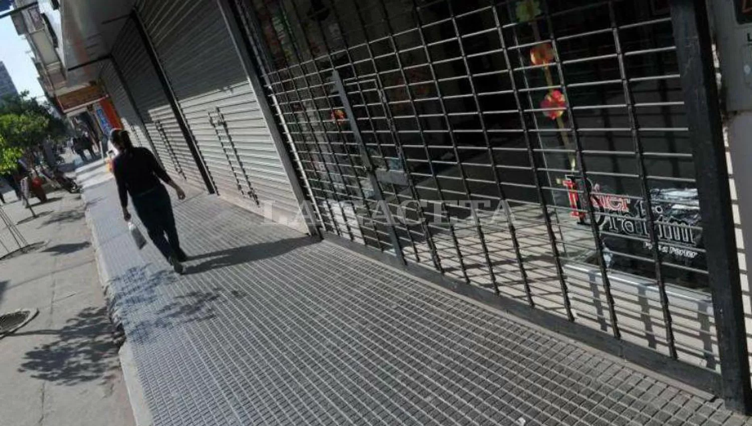 COMERCIOS CERRADOS. Mañana y el lunes, no habrá actividad comercial en el centro. ARCHIVO