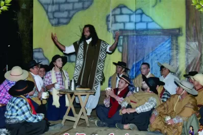 Un Jesús que viste poncho y alpargatas