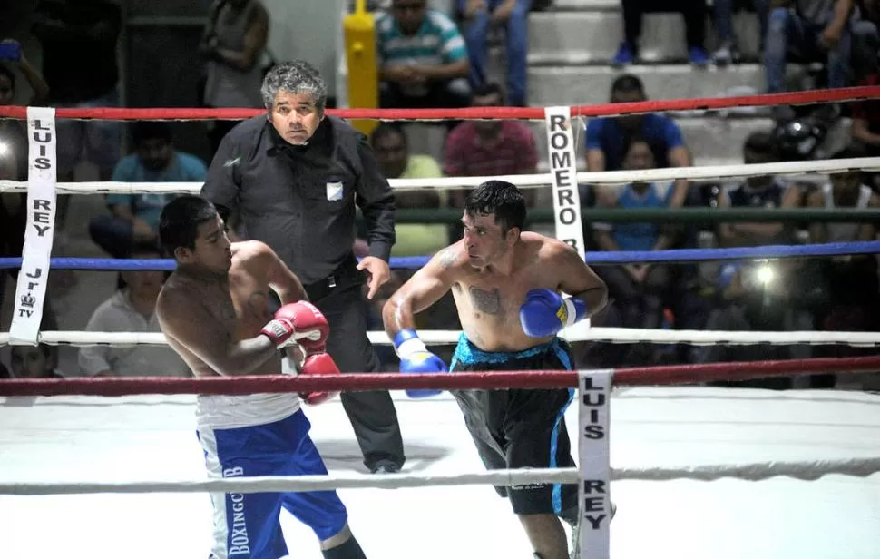 MÁS DIFÍCIL. López (derecha) tendrá un duelo más exigente que ante Tapia.  