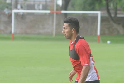 Para pelear hasta el final, el “Santo” no puede fallar hoy