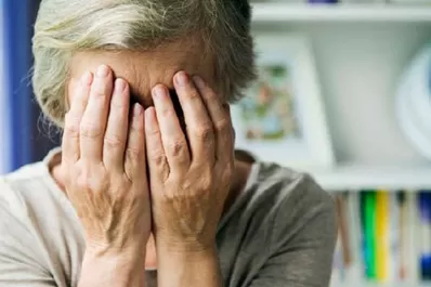 Qué se puede hacer para evitar que los ancianos sean víctimas del cuento del tío
