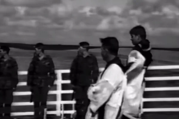 Malvinas: así enterraron los ingleses a los soldados argentinos que murieron en la guerra