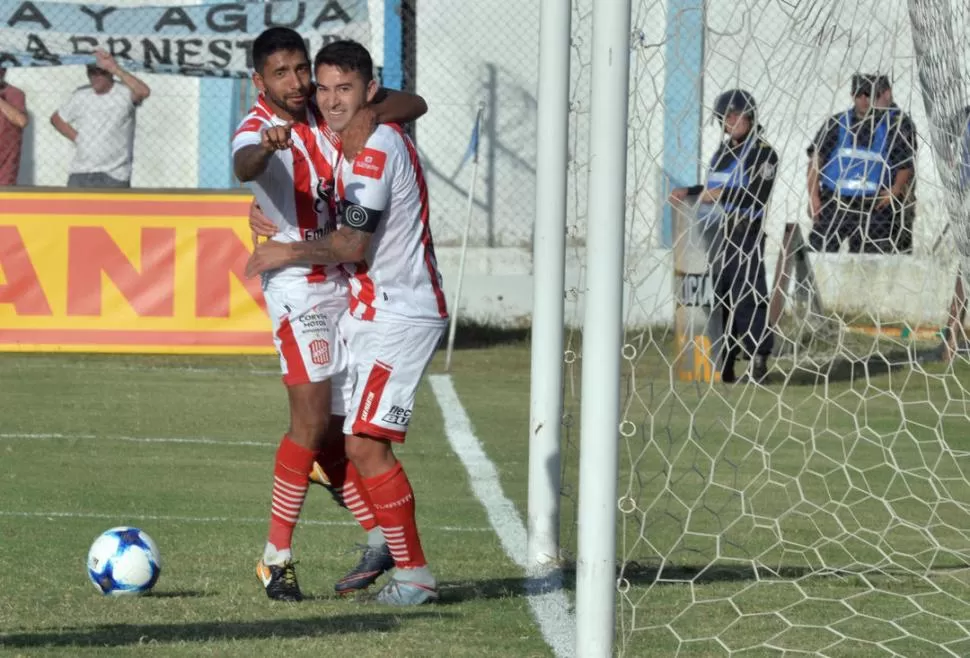 PIEZAS CLAVE. García y Bieler son dos jugadores importantes para el “Santo”. foto de javier escobar (especial para la gaceta )